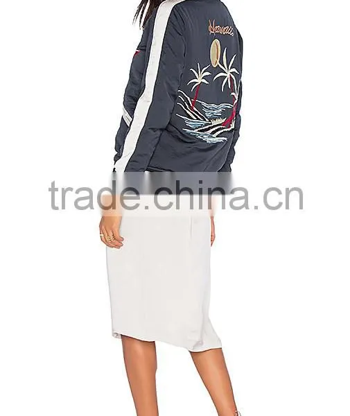 Hot Sell Ladies Apparel Custom Embroidered Bomber Jackets Fashion Apparel Factory China Most Popular Supplier's photo-5