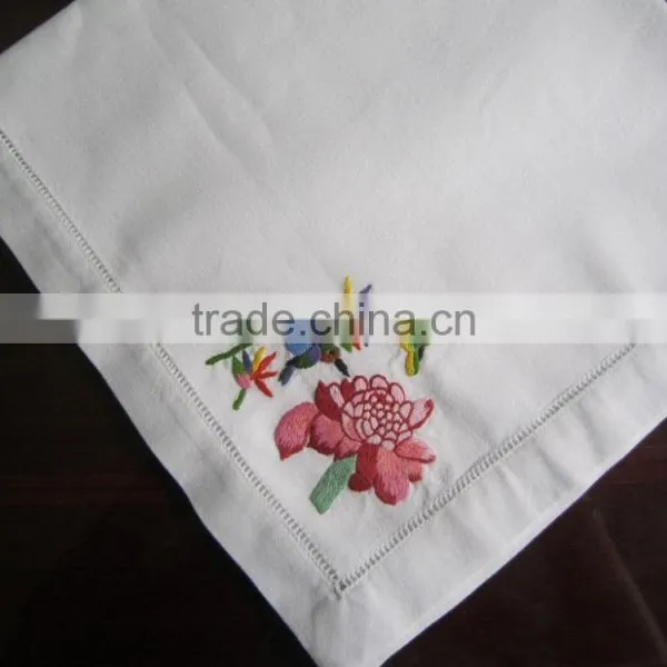 DINING TABLE SET WITH HAND EMBROIDERED DETAILS, 100% MADE FROM NATURAL SILK IN VIETNAM photo-5