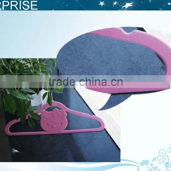 Velvet Hanger With Cat Style photo-4