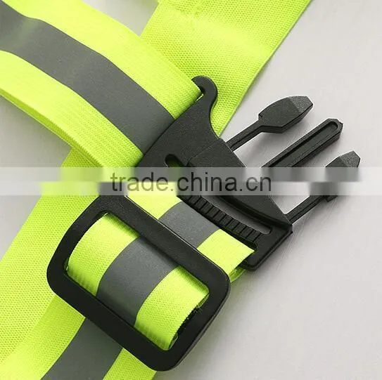High Visibility Yellow Reflective Running Belt for Night Running photo-4