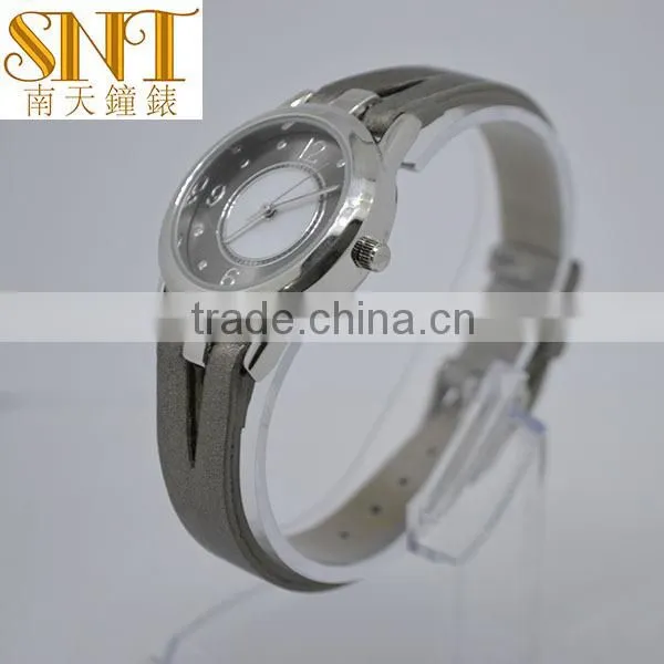 2016 Latest Selling Vogue Watch Champagne Leather Strap Ladies Watches Quartz Fashion photo-2