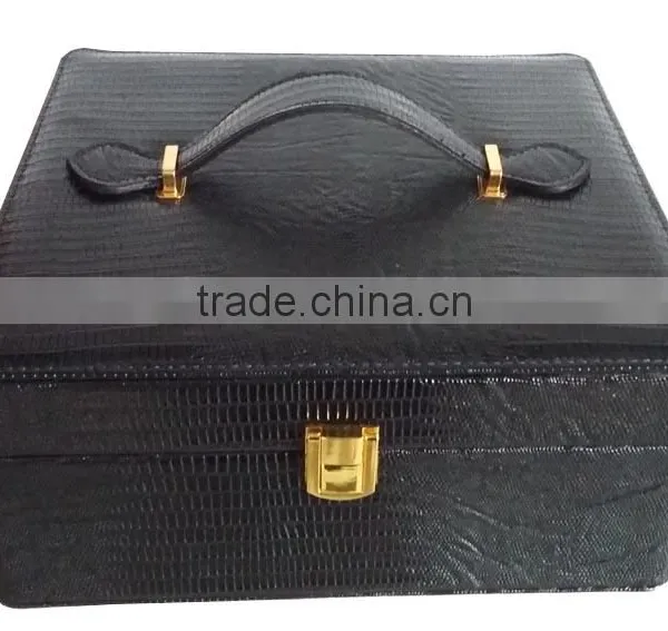 42bottles Hard Shell Black Leather Essential Oil Carrying Case, Locked Black Leather Essential Oil Hard Carry Case Holds 15ml photo-5