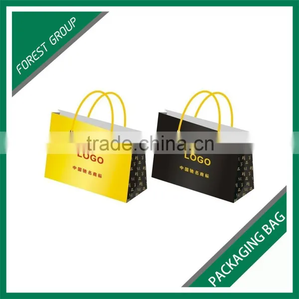 MATT LAMINATED RECYCLABLE CLOTHES PACKAGING BAGS WITH HANDLE photo-6
