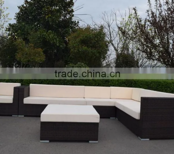 Modern pe Rattan Sofa Fancy Outdoor Wicker Sofa Daybed Set photo-2