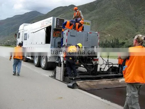 Metong Surfacing Paver Truck/slurry Sealer for Road Construction and Conservation photo-3