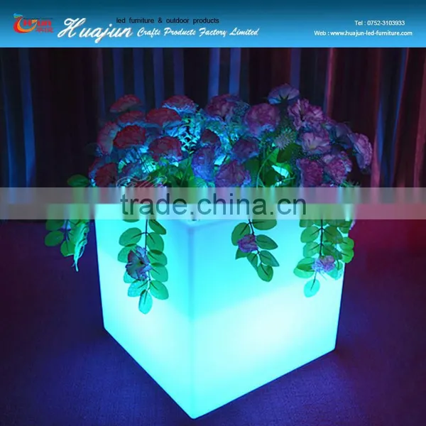 Cheap Waterproof Outdoor Glow LED Flower Pot photo-6