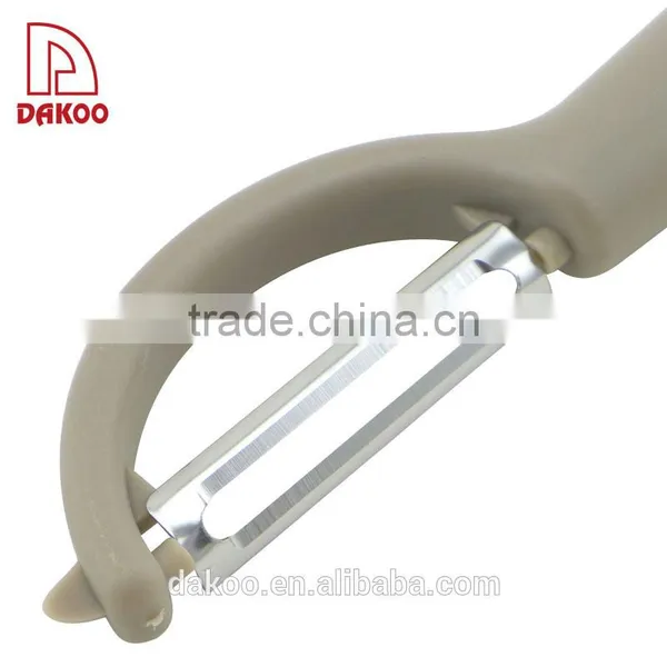 New Coloured Strong and Durable Plastic Fruit Peeler photo-3