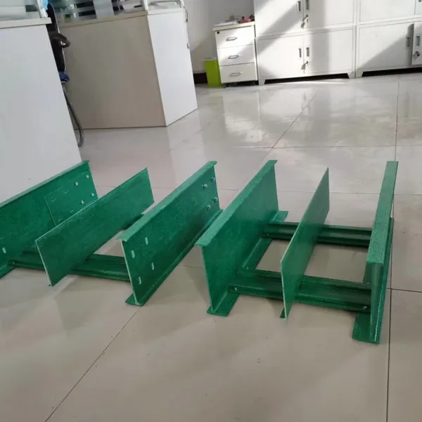 Heavy-Duty Fiberglass Cable Ladder for Large-Scale Infrastructure Cable Support photo-4