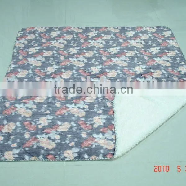 100% Polyester Printed Short Fur Sherpa Throw