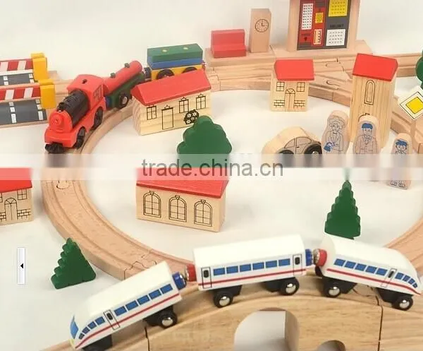 Confirm to ASTM and EN71 Electric Locomotive, 80pcs Railway Wooden Train Set photo-3