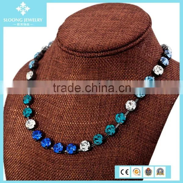 Wholesale Crystal Fashion Statement Necklace in China photo-4