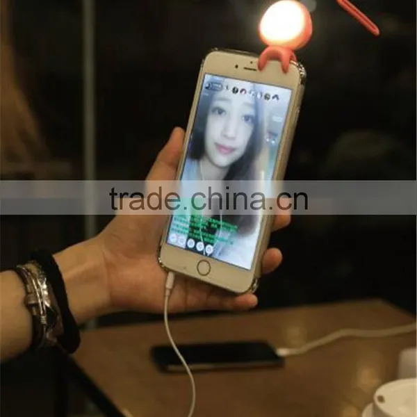 The Alien Mobile Phone Lights Skin Beauty Self Timer LED Lights Cartoon Bluetooth Self Timer Fill-in Light photo-3