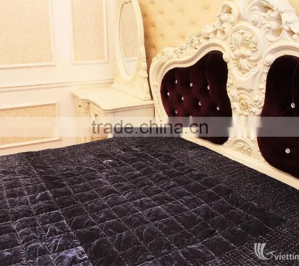Luxury Bedding Set, Hand Embroidered Blanket and Pillowcases photo-6
