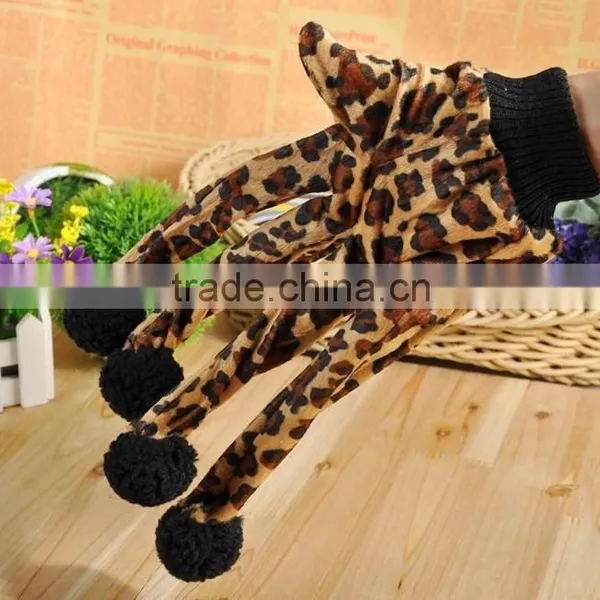 New Kitten Cat Glove Teaser Play Toy For Cats Kittens photo-3