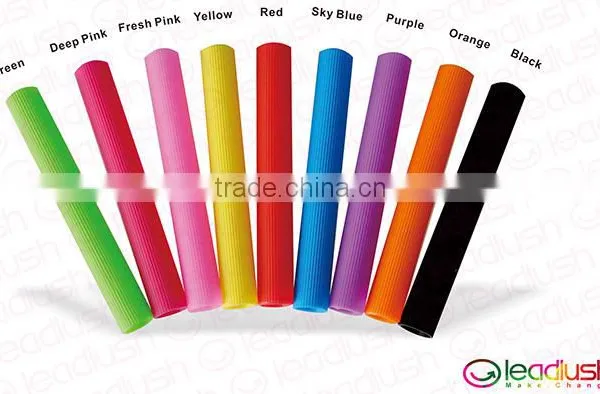 Wired Selfie Stick Monopod With Folded Head photo-2