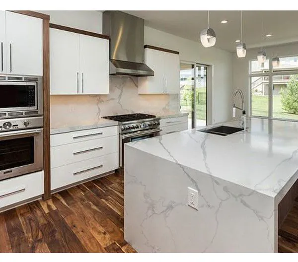 Code：3045，Calacatta Artificial Stone Quartz Slab Kitchen Countertops photo-3