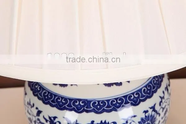 Hot Sales Chinese Blue and White Table Lamp photo-6