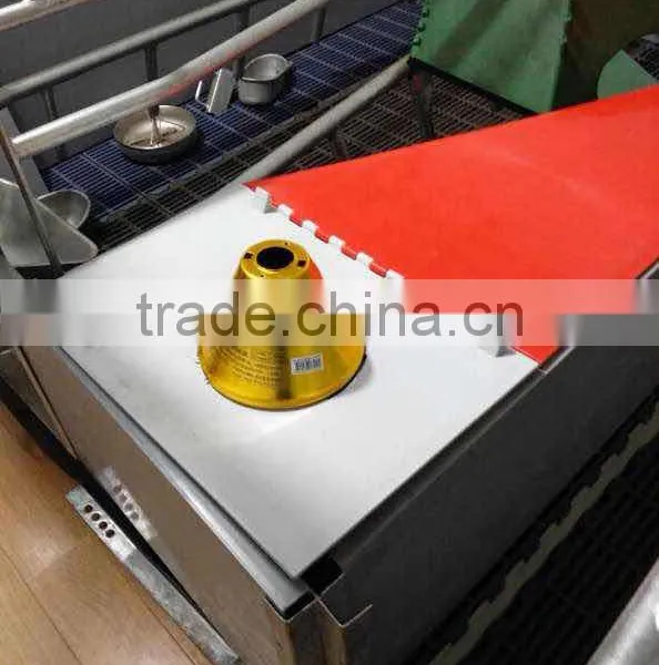 High Quality Led Infrared Heater in Farrowing Crate photo-4