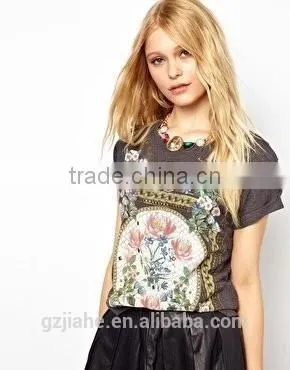 Spring Summer New Fashion Women T Shirt Royal Wind Flower Print O-Neck Short-Sleeve Roll Up Hem Cotton T-Shirts Clothing photo-2