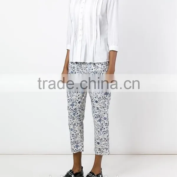 High Quality Ladies Fancy White Pleated Blouse Fashion Design
