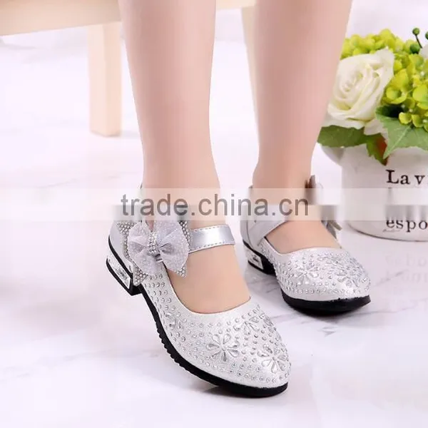 Zm50114b 2017 pu Leather Girls Sandal Shoes Wholesale Childer Shoe Wih Bowknot photo-5