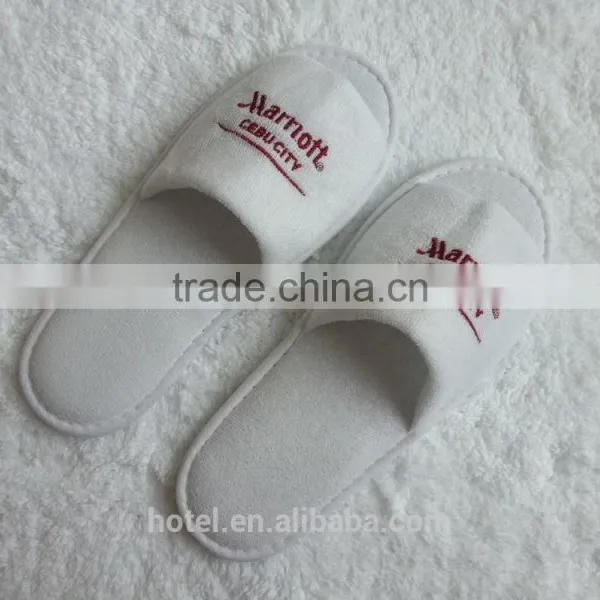 Hotel Slippers With Embroidery Logo photo-2