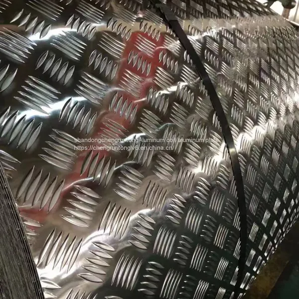 Five Rib Pattern Plate Orange Peel Embossed Aluminum Roll Embossed Aluminum Tile Manufacturers Can do Heat Preservation External Pressure Protection Bending Covered Kraft Paper Color Coating Thickness 0.3mm-10mm Specifications Complete Processing Custom photo-5