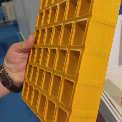 Fiberglass Grating 50mm Thick, Heavy Duty Load 7000kg/m², Vinyl Ester Resin, Orange Color, Chemical Resistant photo-3