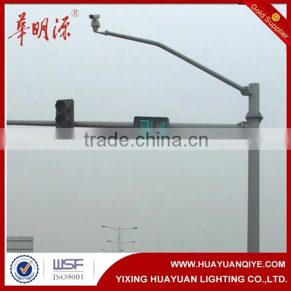 Hot Dip Galvanized Steel Pole Various Design Traffic Lighting Steel Pole