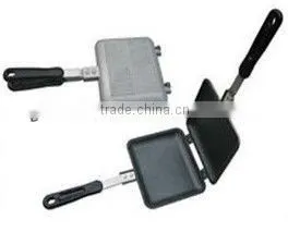 Non Stick Aluminum Sandwich Maker Pan With Handle