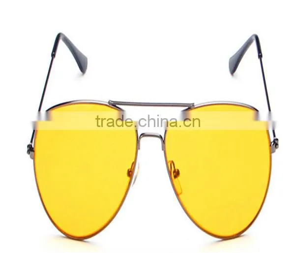Yellow Unisex HD Night Vision Driving Anti Glare Glasses Eyewear photo-2