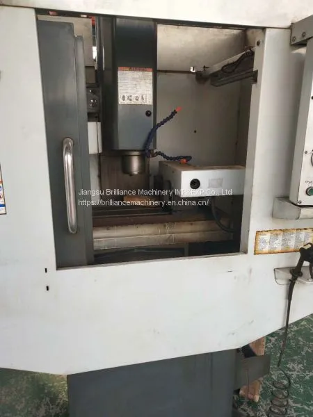 Haas MINI MILL Vertical Machining Center photo-2