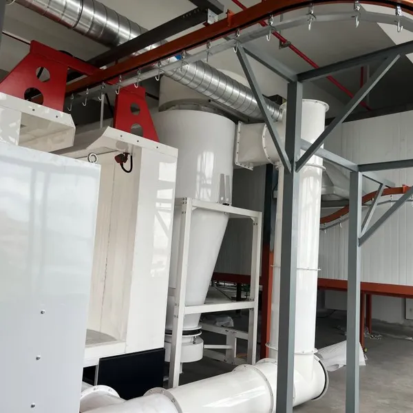 Manual Powder Spray Booth for Large Metal Fabrication Parts in Automotive Manufacturing photo-3