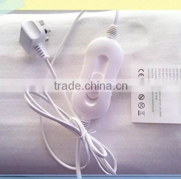 Turkish Customer Visit Our Hongkong Exhibition for Polyester Electric Blanket With CE,ROHS Certification photo-2