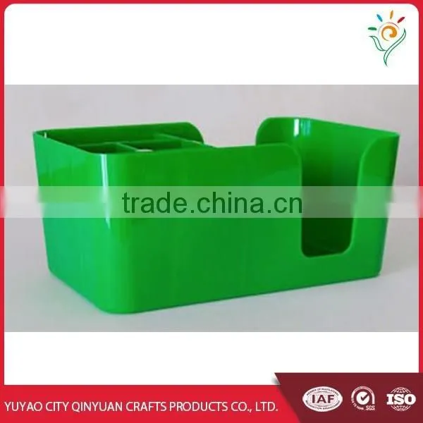 Plastic Salt and Pepper Set With Napkin Holder photo-2