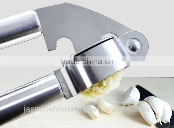 Hot Sale Kitchen Gadget Stainless Steel Garlic Crushes With PP Protective Handle photo-3