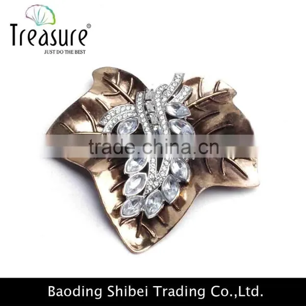 2015 Wholesale Fashion New Model Hot Selling Maple Shape Rhinestone Alloy Brooch photo-4