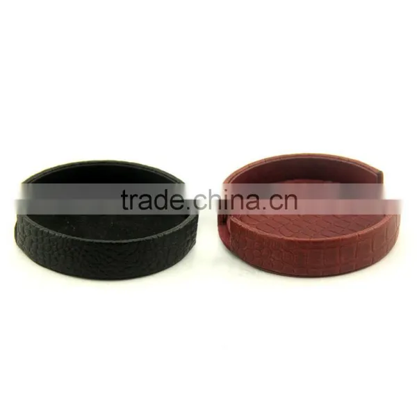 Round Leather Coaster Wholesale photo-5