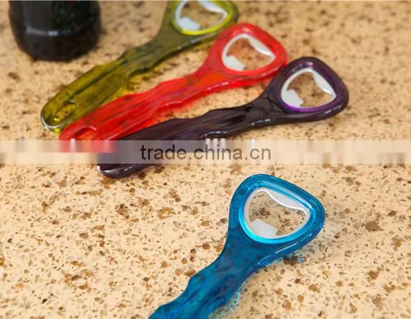Durable Plastic Beer Bottle Opener For Weeding Favor photo-3