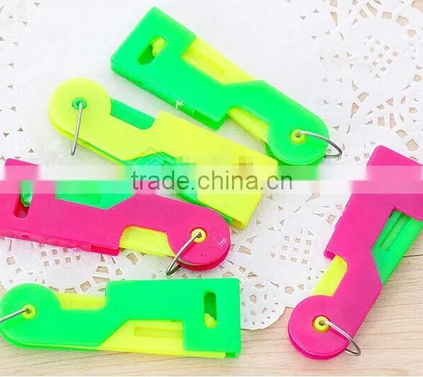 Plastic Automatic Needle Thread Threader Needle Guider for Sewing Embroidery photo-2