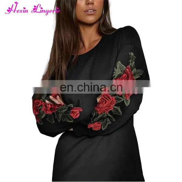 Drop Shipping Black Splicing Round Neck Embroidered Long Sleeve Flower Long Dress photo-2