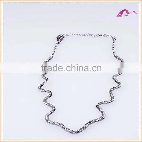 Fashion Gold Crystal Long Chain Imitation Necklace Designs For Women photo-2