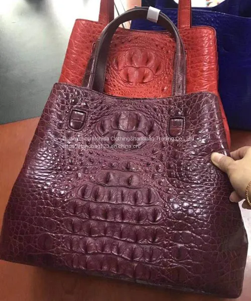 Crocodile Leather Large Bag Women's Bag Leather 2022 New Large-Capacity Bucket Bag Luxury Shoulder Messenger Handbag photo-4