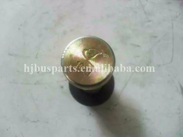 Chinese Auto Parts Oem Wheel Studs Auto Wheel Bolt photo-4