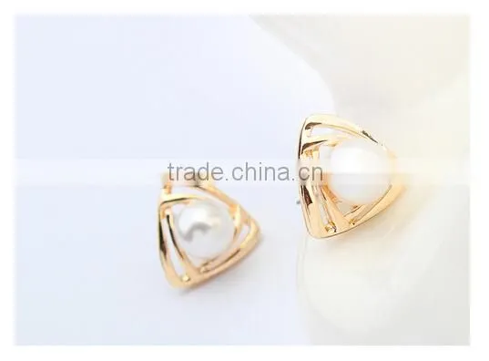 Custom Fashion Imitation Stud Pearl Earrings photo-2
