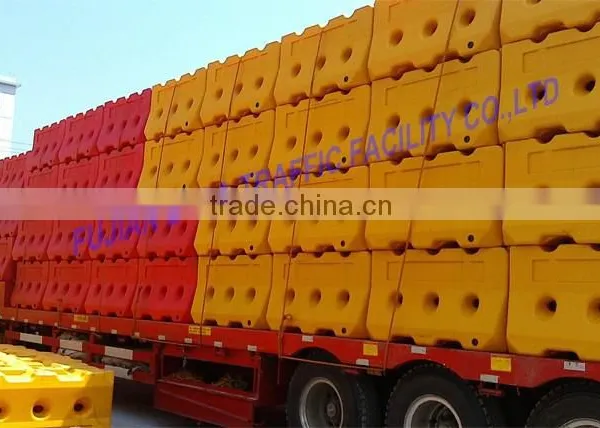 Top Quality Plastic Road Fence Barrier With Reflective Film photo-5