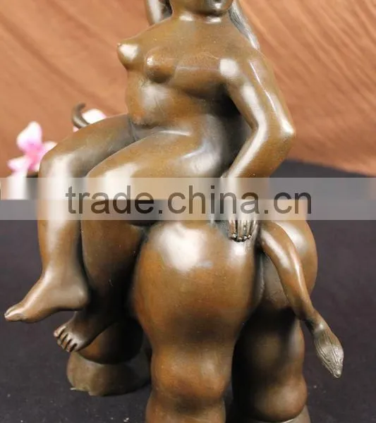Bronze Modern Abstract Fernando Botero Sculpture Fat Hand Sculpture for Garden Decoration photo-6