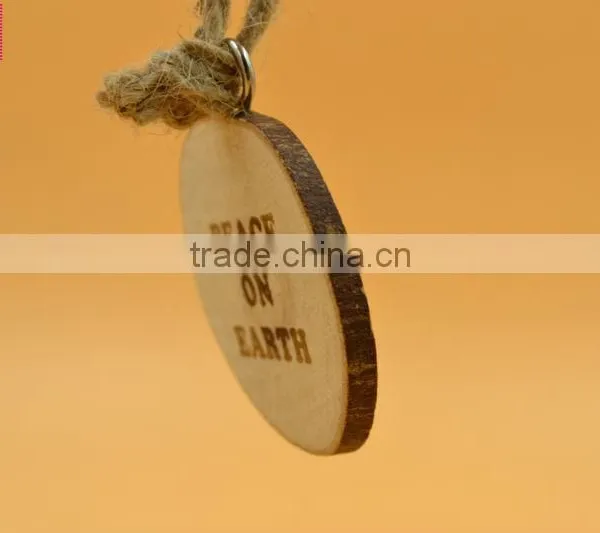 2015 New Design Die Cut Christmas Wood Key Chain photo-5