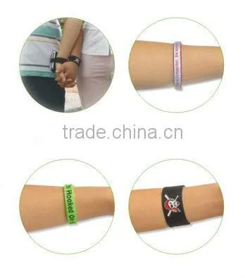 2013 Fashion Woven Bracelet