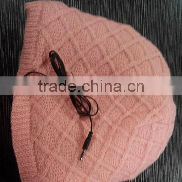 Promotion Custom Knitted Acrylic Beanie Hat photo-3